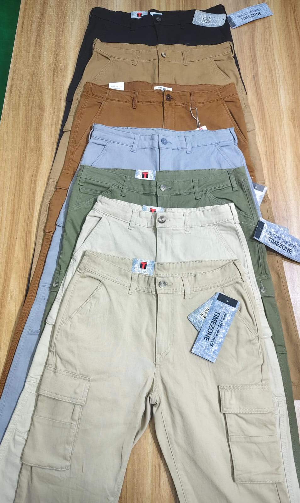 men's 6- pocket cargo pent